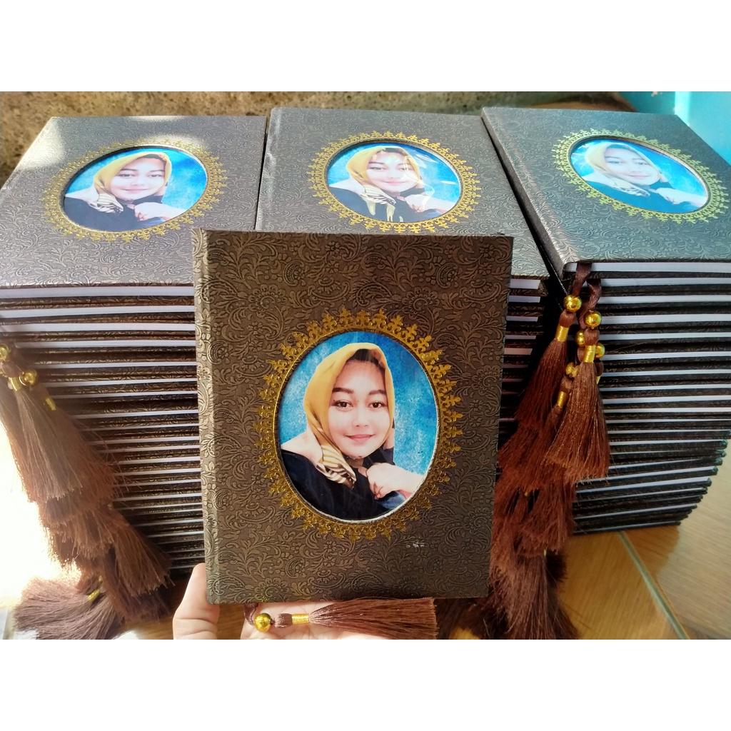 Desain buku yasin elegan custom foto di Mojokerto oleh Sejati Printing